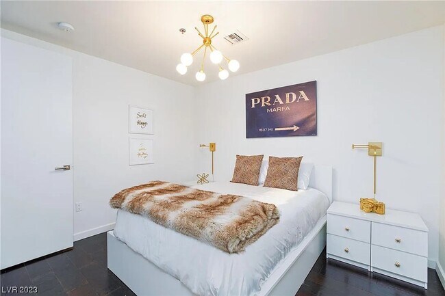 Building Photo - Gorgeous and Fully Furnished Penthouse Style Condo at The Martin