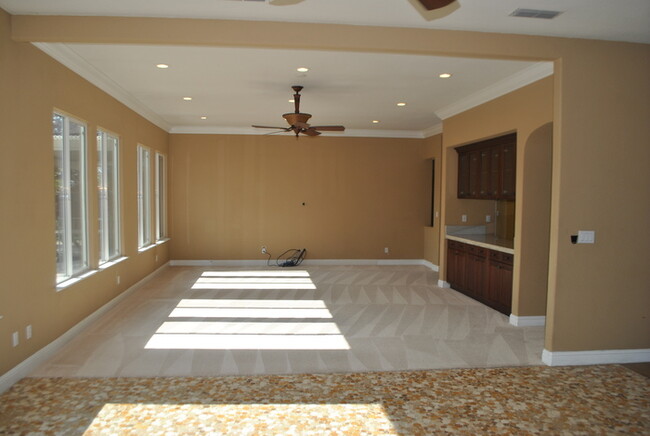 Building Photo - Gorgeous 4 Bedroom Home in the Stonebriar ...