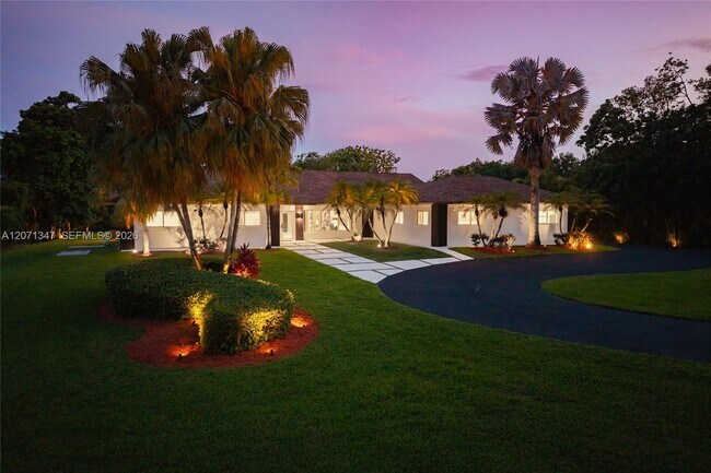 Building Photo - 13900 Mustang Trail