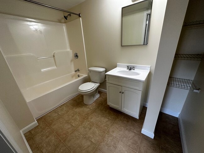 Building Photo - 20 Sentinel Court