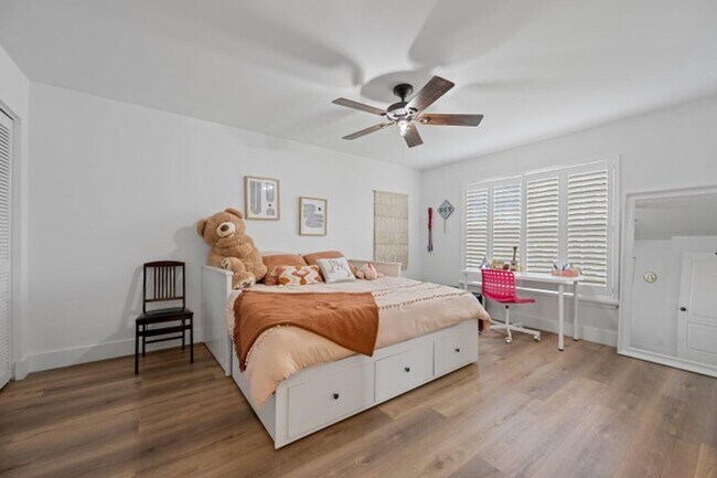 Building Photo - 8738 Marlamoor Ln