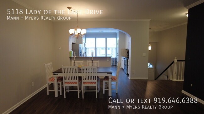 Building Photo - 5118 Lady of the Lake Dr