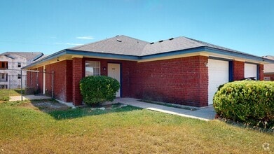 Building Photo - 2 WEEKS FREE! ALL TILE 3 BEDROOM, 2 BATH, ...