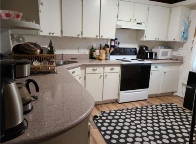 Building Photo - 215 E Prospect Rd