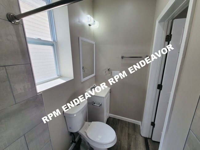 Building Photo - 3Bed/1Bath Single Family Home !! In Lemay!!!