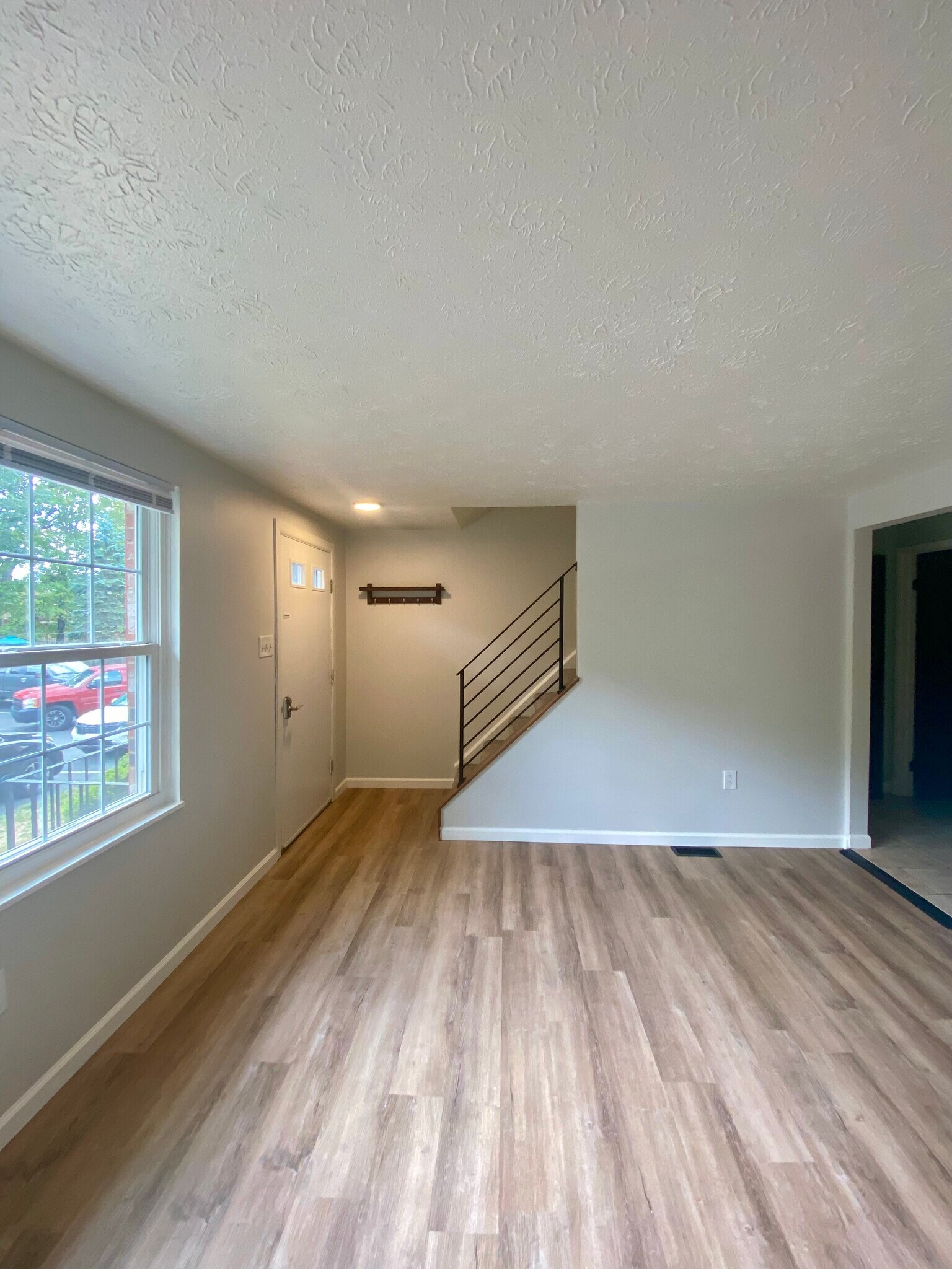 Building Photo - 315 Laporte Ct