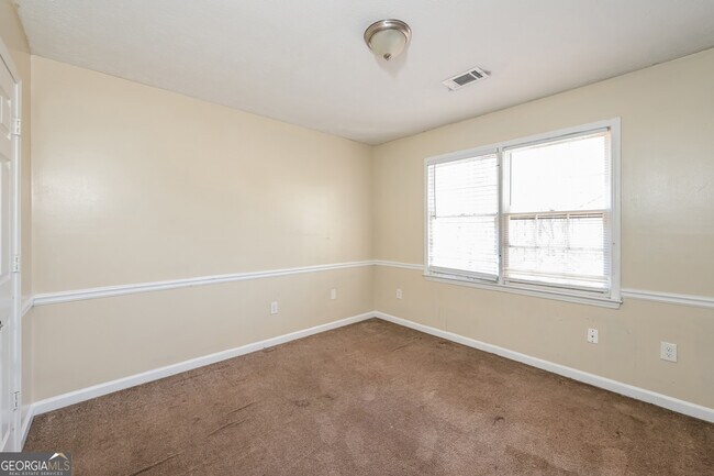 Building Photo - 908 Saybrook Cir NW