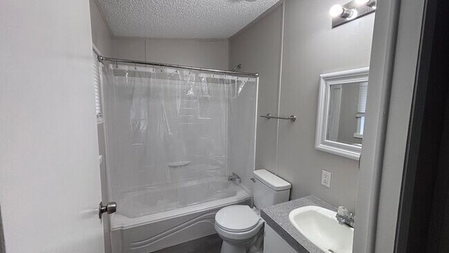 Building Photo - Newly Remodeled Home For Sale