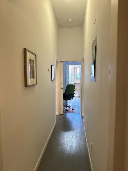 Building Photo - 505 Hicks St