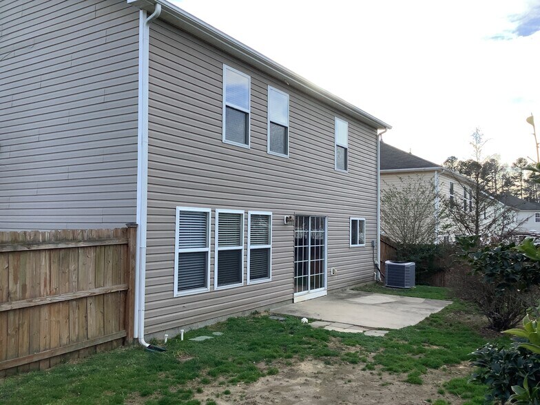 Building Photo - 6157 Paducah Dr