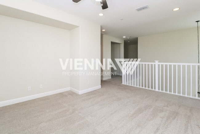 Building Photo - 12702 Thornberg Way