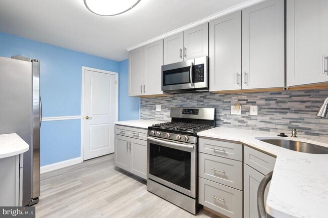 Building Photo - 1618 Myamby Rd