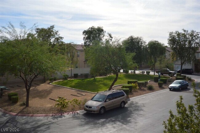 Building Photo - 6670 Tulip Falls Dr