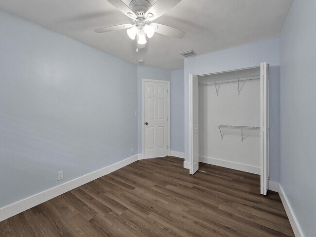 Building Photo - 338 Walton Blvd