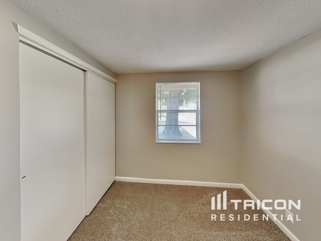 Building Photo - 2846 Tanglewood Blvd