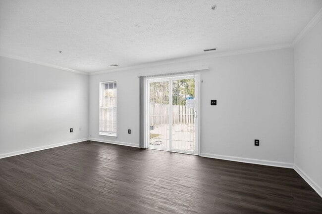 Building Photo - 47758 Devin Cir