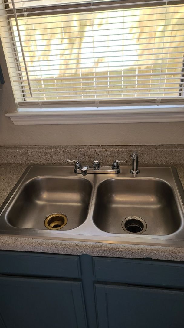 Building Photo - Duplex in Ft Worth