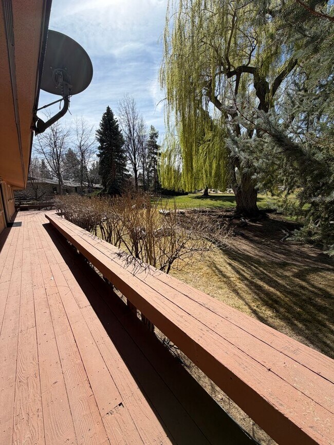 Building Photo - Beautiful home in Southwest Reno's Lake Ridge Shores East!