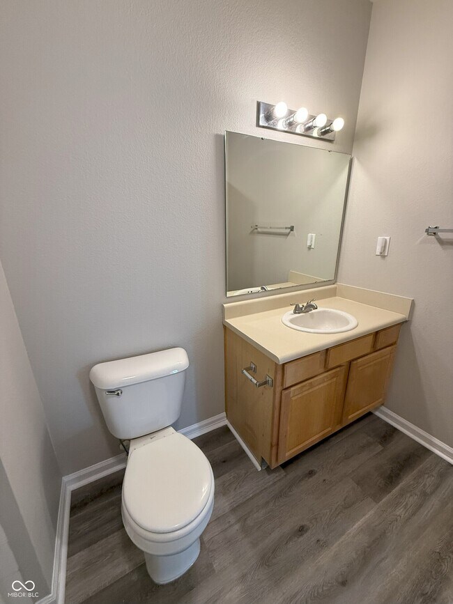 Building Photo - 12880 University,Unit 3b Crescent