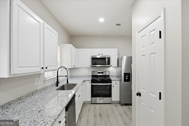 Building Photo - 5630 Lawley Rd