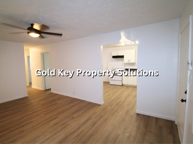 Building Photo - Updated 3 BR 1 BA House in Muncie