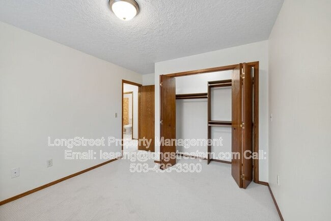 Building Photo - 13777 SE 115th Ave
