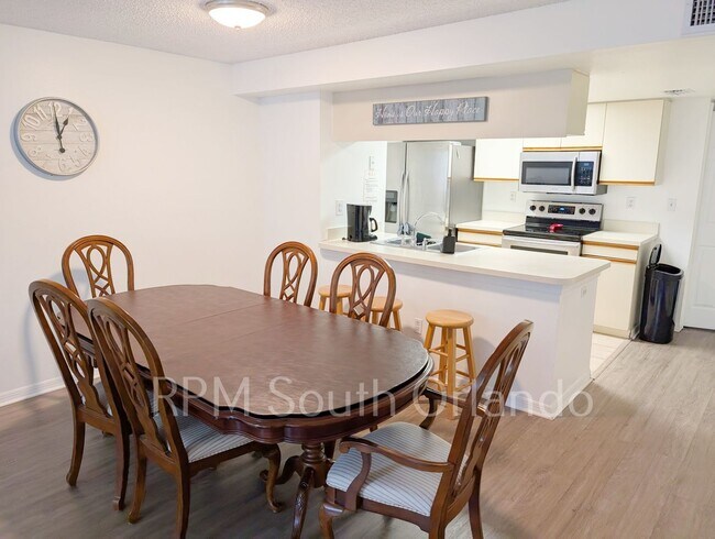 Building Photo - 3 Bed, 2 Bath Fully Furnished Condo Kissimmee
