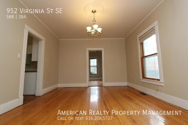 Building Photo - 952 Virginia St SE