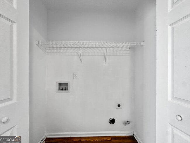 Building Photo - 261 Augusta Woods Dr