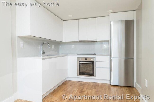 Building Photo - 334 Harvard St