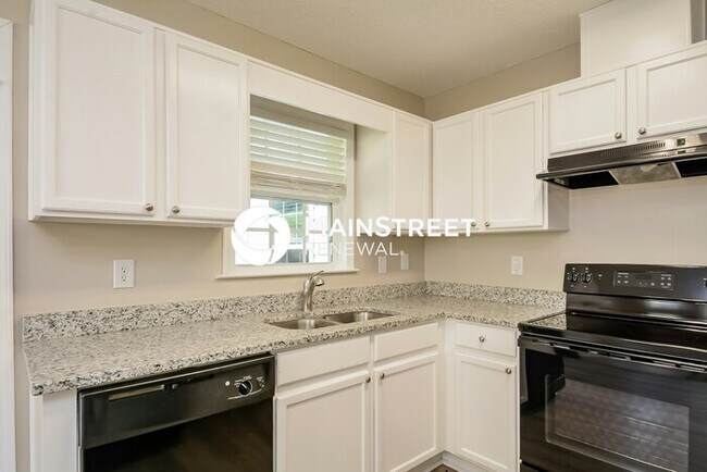 Building Photo - 3 Bedroom Pet-Friendly Home in Knightdale, NC with Main Street Renewal