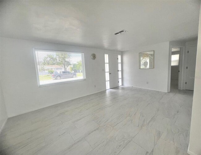 Building Photo - 4626 Taray Ln