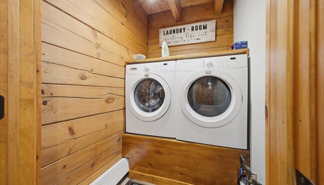 Building Photo - 241 Campbell Rd