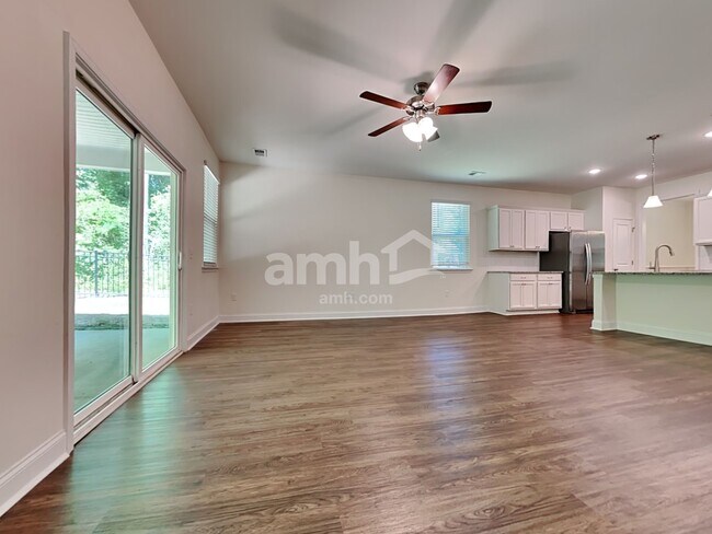 Building Photo - 219 Swan Drive