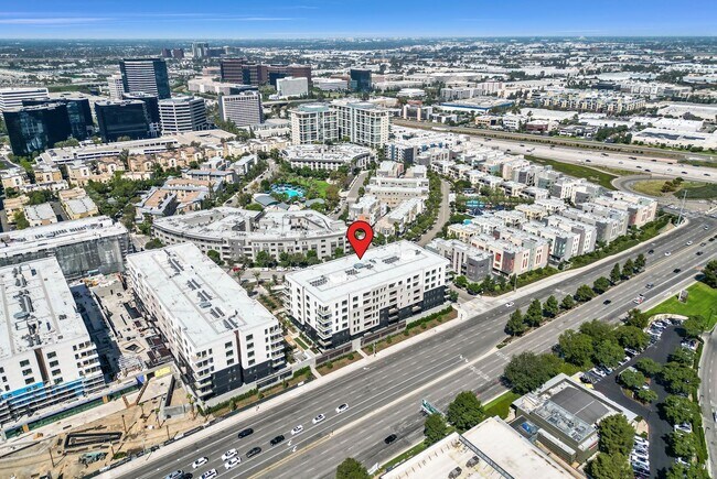 Building Photo - 4507 Rivington