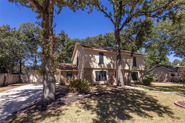 Building Photo - 27245 Kane Ln