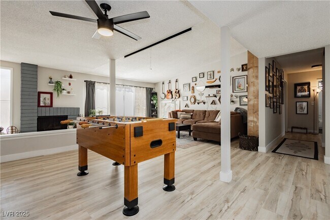 Building Photo - 5235 Sunnywood Dr