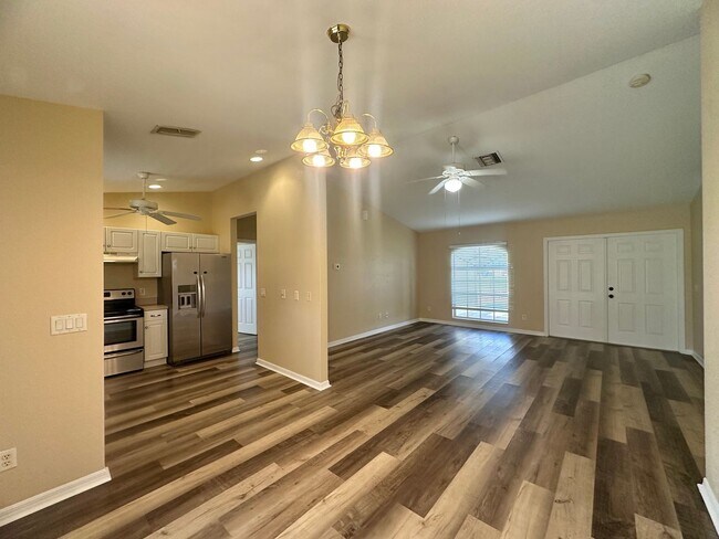 Building Photo - 1137 NW Juanita Pl