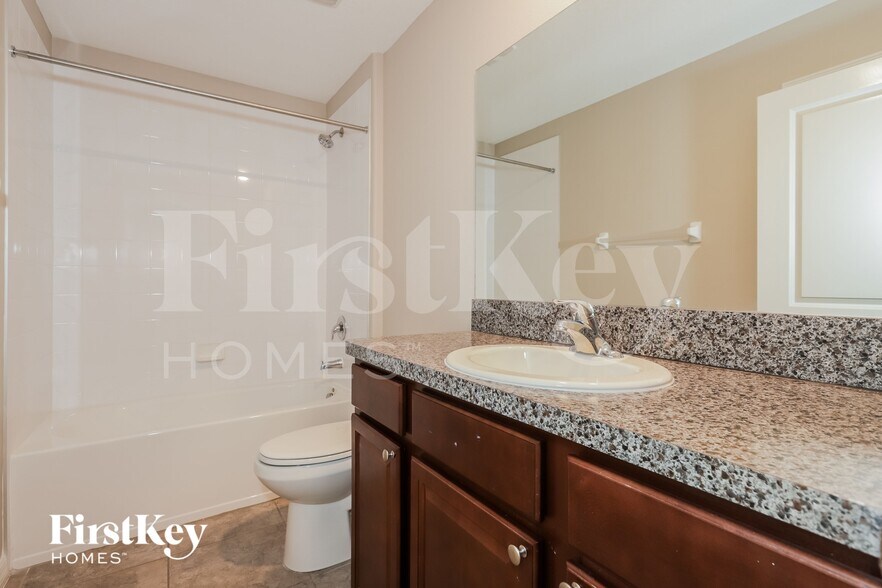 Building Photo - 14616 Scottburgh Glen Dr