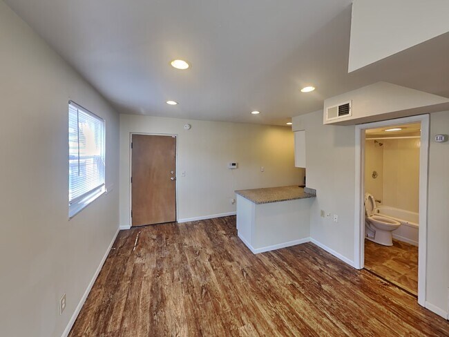 Building Photo - 31 Chittenden Ave