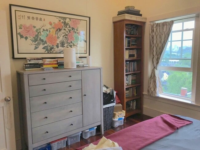 Building Photo - 55 Magazine St