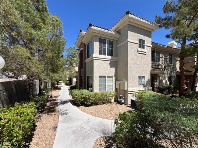 Building Photo - 9050 W Warm Springs Rd