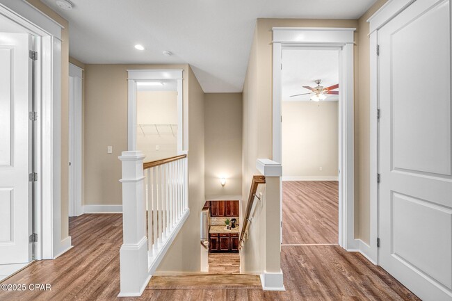 Building Photo - 3216 Veranda Ave