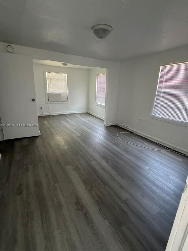 Building Photo - 1811 NW 84th St