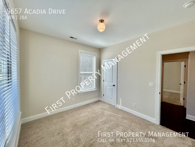 Building Photo - 5657 Acadia Dr
