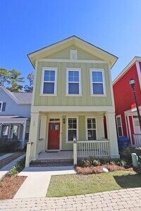 Building Photo - 2 bedroom/2.5 bath home in West Columbia.