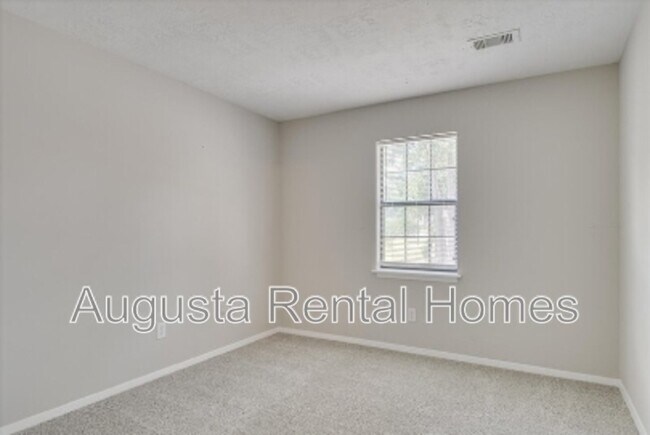 Building Photo - 2515 Ctr W Pkwy