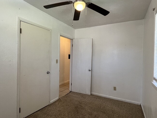 Building Photo - 2-Bedroom For Lease