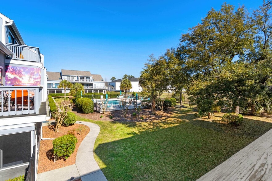 Building Photo - 1850 Colony Dr