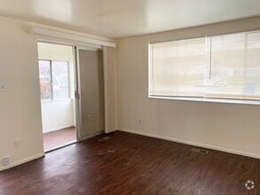 Building Photo - Two bedroom apt, Salt Lake City; 1,000 sq ...